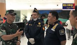 Bea Cukai Cirebon Sigap Dalam Pemeriksaan ABK Diamond Princess di Bandara Kertajati - JPNN.com
