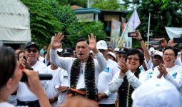 Menko Luhut dan Menteri Siti Pimpin 10 Ribu Orang Bersihkan Pantai Labuan Bajo - JPNN.com