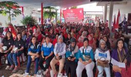 Ribka Tjiptaning: Perempuan Indonesia Harus Berani Tampil di Semua Lini Kehidupan - JPNN.com