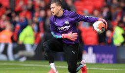 Ederson pun jadi Kambing Hitam - JPNN.com