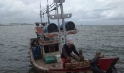 Nelayan Tidak Berani Melaut, Produksi Ikan Menurun - JPNN.com