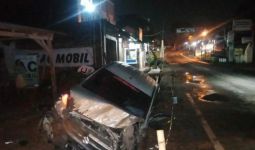 Mobil Tabrak Motor di Lingkar Selatan Serang, 1 Orang Tewas, 3 Luka-luka - JPNN.com
