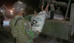 1.350 Kg Gula dari Malaysia Diselundupkan Melalui PLBN Entikong - JPNN.com
