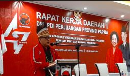 Mama Mega Titip Hoodie dan Pesan untuk Kader Banteng di Papua - JPNN.com