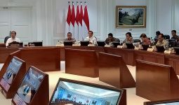 Menteri Sofyan Duduk Bersebelahan dengan Menhub Saat Ratas, Bagaimana Kondisinya? - JPNN.com