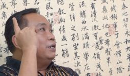 Pemkot Bekasi Gelontorkan Rp 1,1 M untuk Karangan Bunga, Arief Poyuono Berkomentar, Jleb - JPNN.com