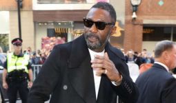 Positif Covid-19, Idris Elba Ungkap Sosok yang Menulari Dirinya - JPNN.com