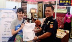 Bea Cukai Dorong Ekspor dengan Sosialisasikan KITE IKM Pada Acara Lampung Craft 2020 - JPNN.com