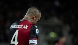 Pemain Cagliari Berdarah Indonesia Kesal Berada di Rumah Gegara Virus Corona - JPNN.com