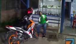 Driver Ojol Merintih Sakit di Warung, Tak Ada Warga yang Berani Membawa ke RS - JPNN.com