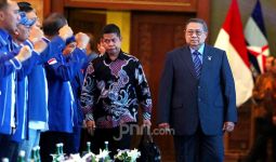 SBY Merasa Malu Lihat Moeldoko Seperti Itu - JPNN.com