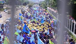 Omnibus Law Jalan Terus, Ribuan Buruh Bakal Gelar Demo Besar-besaran - JPNN.com