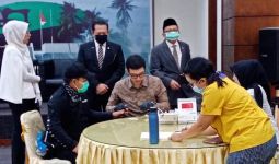 Corona Mewabah, Pak Bamsoet Fasilitasi Wartawan Parlemen Lakukan Rapid Test - JPNN.com