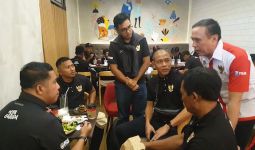 PSSI Mau Potong Gaji Pelatih Timnas, Nova Arianto Bilang Begini - JPNN.com