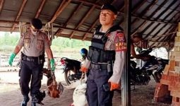 Penjudi Sabung Ayam Kocar-kacir Digerebek Polisi - JPNN.com
