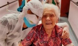 Luar Biasa! Perempuan Tertua di Dunia Menang Melawan Corona - JPNN.com
