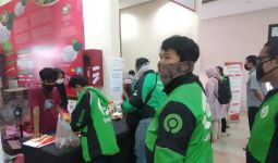 Masyarakat Antusias Belanja ke Toko Tani Indonesia Center Kementan Pasar Minggu - JPNN.com