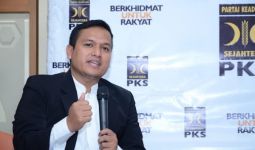 Salim Segaf dan SBY Bertemu di Cikeas Tanpa Surya Paloh, Ini Penjelasan Jubir PKS - JPNN.com