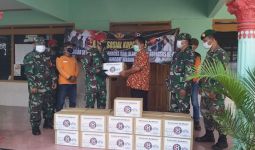 Kopassus Turun Salurkan Bantuan, Warga tak Mampu Kagum dan Bersyukur - JPNN.com