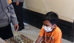 Demi Membeli APD Dokter yang Menangani Corona, Anak Kelas 3 SD Ini Lakukan Hal Tak Terduga - JPNN.com