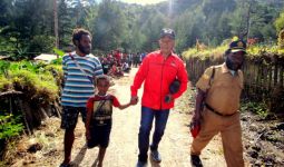 Komarudin Watubun Ungkap Pendekatan Terbaik untuk Papua - JPNN.com