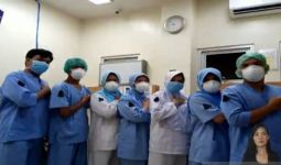 Pita Hitam di Lengan Para Perawat: Kami Penuh dengan Luka - JPNN.com
