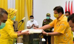 Aksi Nyata Kader Golkar Perangi Wabah Virus Corona - JPNN.com