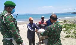 Pelda TNI Sugianto Temui Para Nelayan, Pawang Surya Ucapkan Terima Kasih - JPNN.com