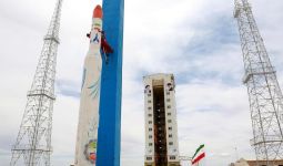 Rayakan Ultah, Pasukan Elite Iran Sukses Orbitkan Satelit Militer - JPNN.com