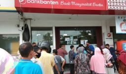 Bank Banten Bermasalah, Gubernur Minta Masyarakat Tidak Panik - JPNN.com