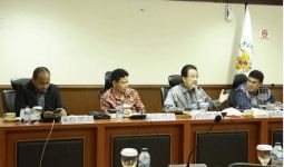 DPD RI Harus Hadir Ketika Daerah Kewalahan Menghadapi Pandemi Covid-19 - JPNN.com