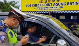 Jauh-jauh dari Serang, Pemudik yang Hendak ke Lampung Disuruh Putar Balik - JPNN.com