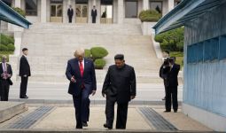 Tiba-Tiba Trump Terdiam saat Ditanya soal Kim Jong Un - JPNN.com