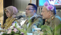 Gubernur Ridwan Kamil Minta Kepala Dinas Kabupaten/Kota Selaras Tangani COVID-19 - JPNN.com
