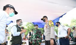 Ridwan Kamil Tinjau Pelaksanaan PSBB Hari Pertama Kota Bogor - JPNN.com