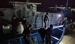 TNI AL Gagalkan Penyeludupan 30 TKI Ilegal di Sungai Tembilik - JPNN.com