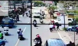 Ternyata Pelaku Perampokan Pecah Kaca Mobil di Sawangan Depok Sempat Tepergok Warga, tetapi... - JPNN.com
