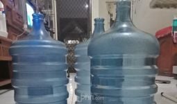 Ahli Pangan Ingatkan Bahaya Bromat di Air Minum Kemasan - JPNN.com
