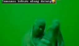 Pria Pembuat Video Salat Sambil Joget Dugem Pakai Mukena Itu Akhirnya Ditangkap - JPNN.com
