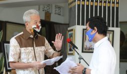 Cuma Gibran Rakabuming dan Ganjar Pranowo yang Tahu Obrolan Selama 3 Menit Itu - JPNN.com