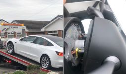 Tesla Model 3 Baru Dipakai 23 Km, Setir Copot - JPNN.com