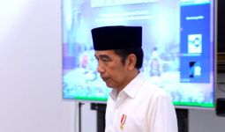 Jokowi Khawatir Melihat Wabah Covid-19 di Jatim, Keluarlah Instruksi untuk TNI - JPNN.com
