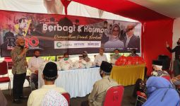 Relawan Jokowi Bagikan 1.200 Paket Sembako Kepada Warga Terdampak Covid-19 - JPNN.com