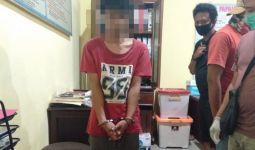 Ketahuan Berbuat Terlarang, Dua Pemuda Ini Tak Berkutik saat Dijemput Polisi - JPNN.com