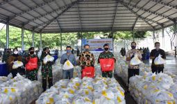 Jelang Hari Raya Idulfitri, Koarmada II Gelar Bazar Sembako Murah untuk Prajurit - JPNN.com