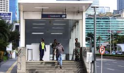 MRT Tutup Sementara Tujuh Stasiun Imbas Demo Tolak RUU Cipta Kerja di Istana - JPNN.com