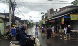 Badung dan Denpasar Dilanda Banjir-Longsor, 7 Warga Sempat Terjebak - JPNN.com