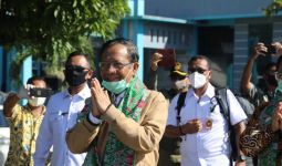 Di Tengah Pandemi Covid-19, Mahfud-Tito Berkunjung ke Anambas, Dalam Rangka Apa? - JPNN.com