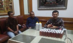 Tim Riset Siap Memproduksi 250 Juta Botol Minuman Herbal Penangkal Virus Corona - JPNN.com