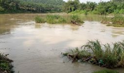 Mayat Laki-laki di Aliran Sungai Itu Bikin Geger Warga - JPNN.com